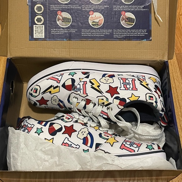 Heelys white and multicolored Tommy Hilfiger sneaker size 6 - Picture 1 of 4